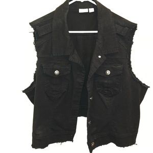 Black vest size 26/28